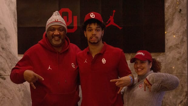 Caleb Williams, Family